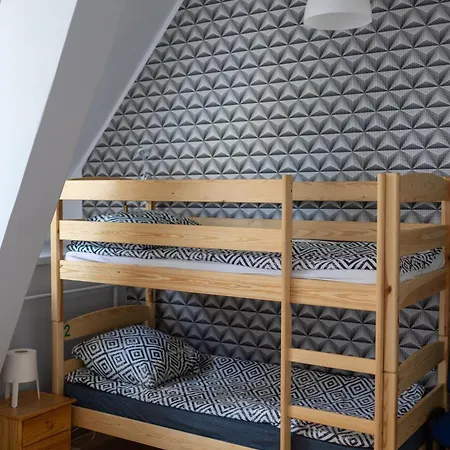Universus Hostel *